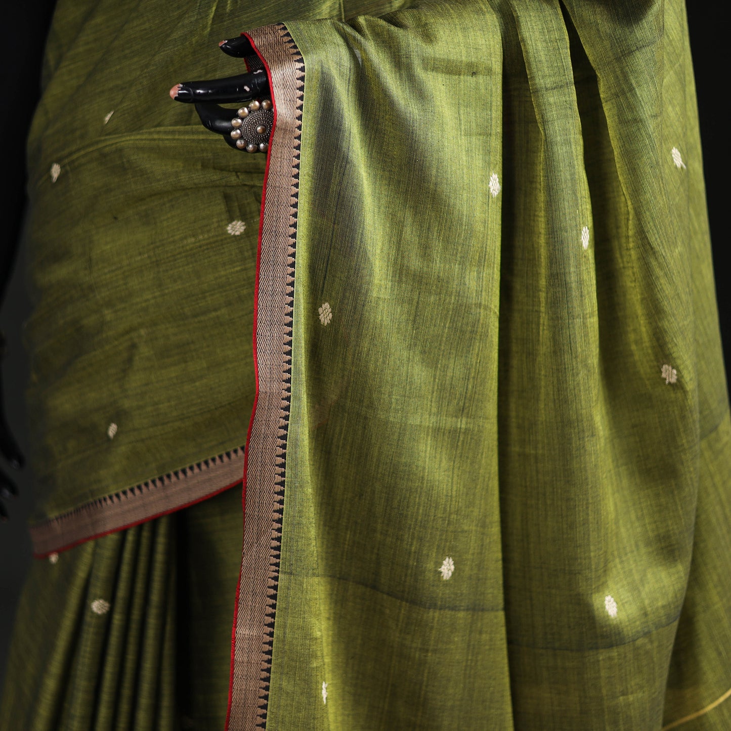 Dharwad Woven Thread Buti Mercerised Cotton Saree with Border 69
