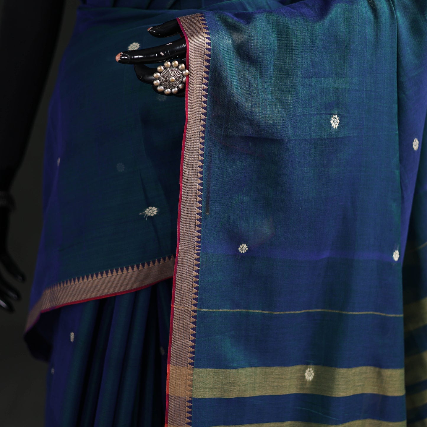 Dharwad Woven Thread Buti Mercerised Cotton Saree with Border 73