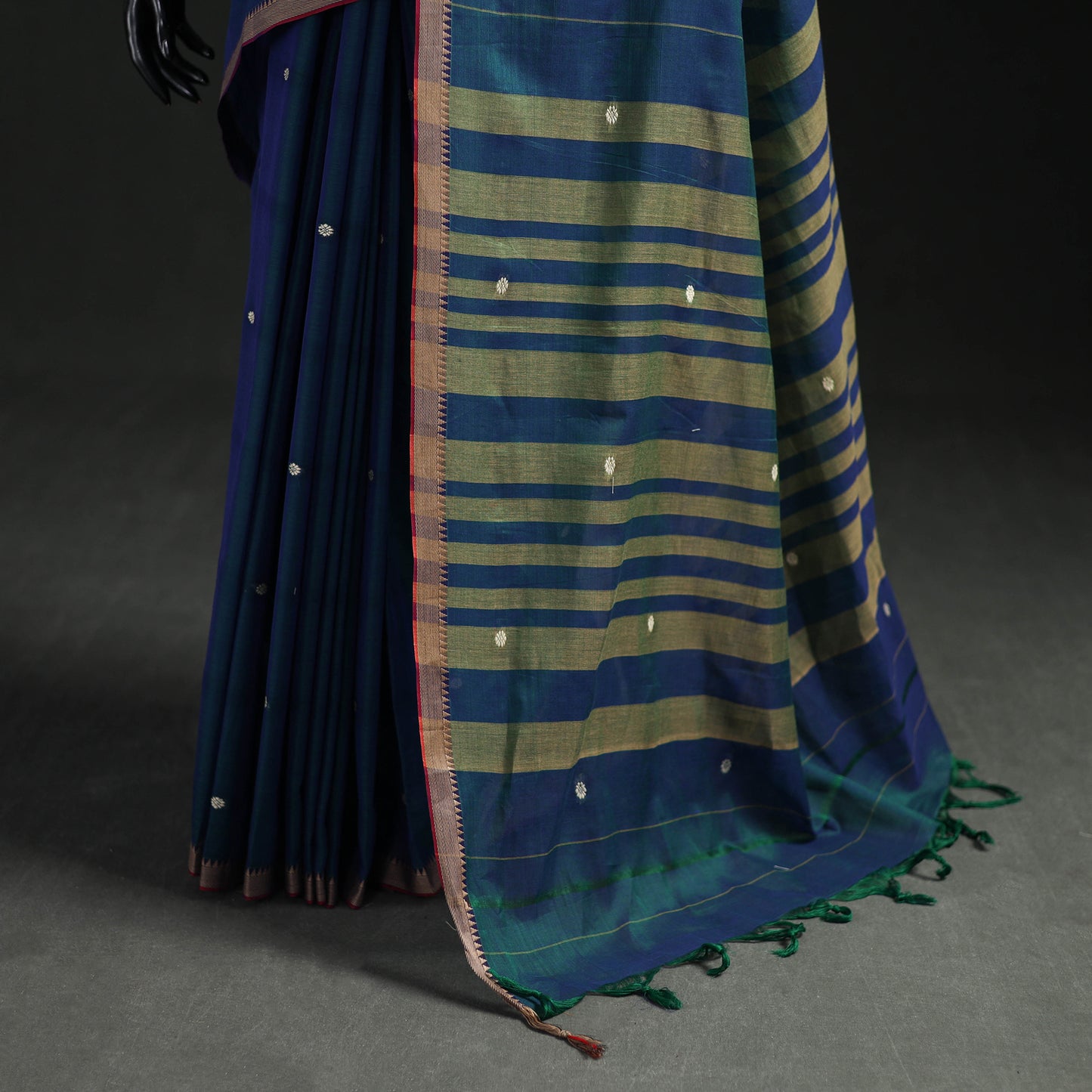 Dharwad Woven Thread Buti Mercerised Cotton Saree with Border 73