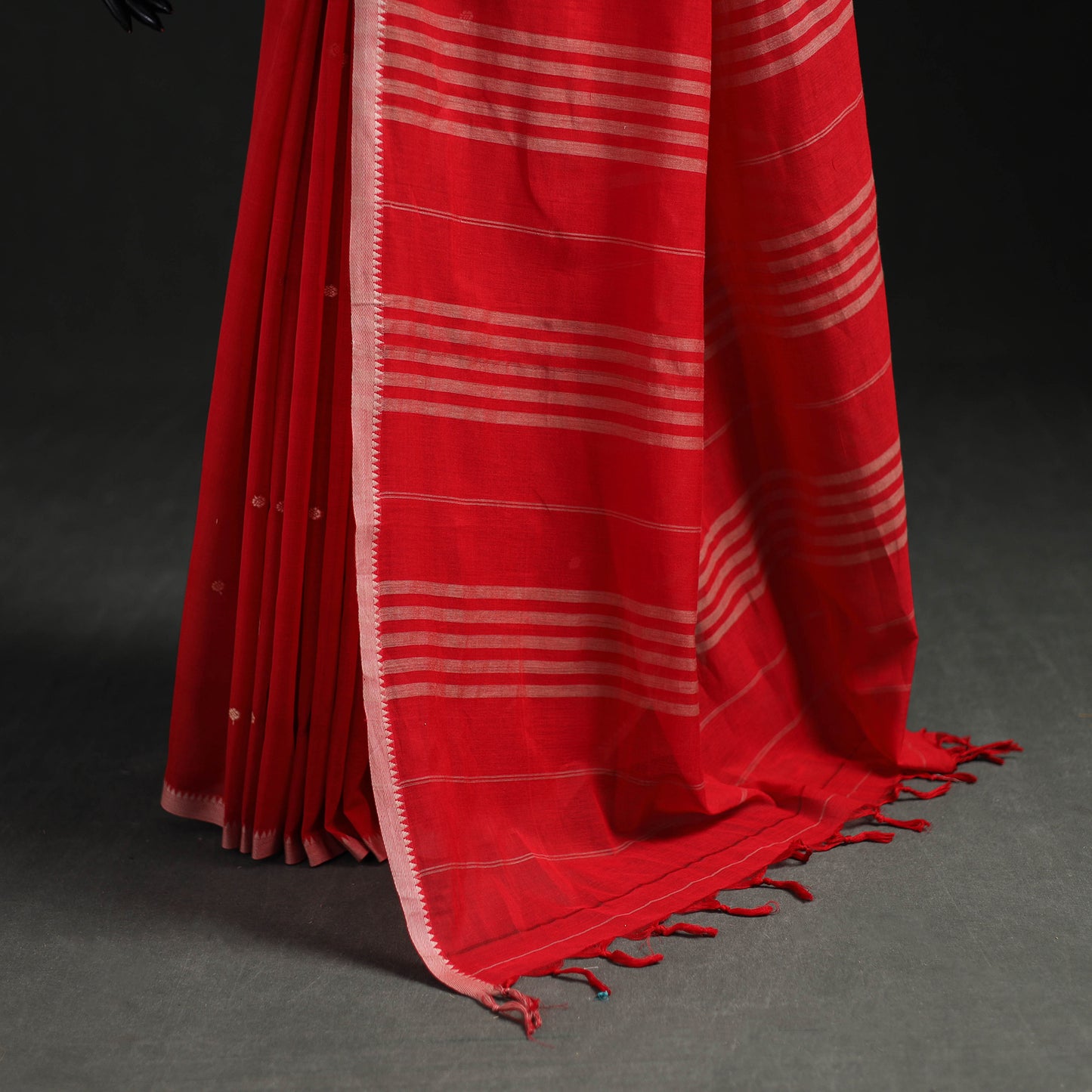 Dharwad Woven Thread Buti Mercerised Cotton Saree with Border 76