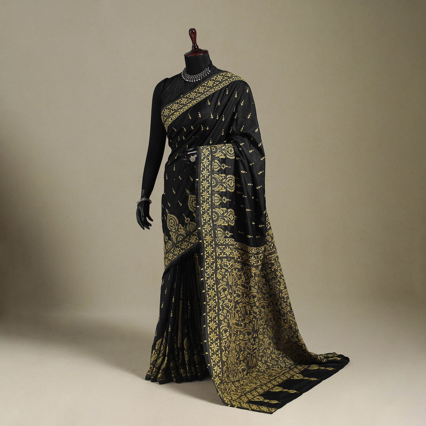 Black - hand embroidery bangalore silk handloom bengal