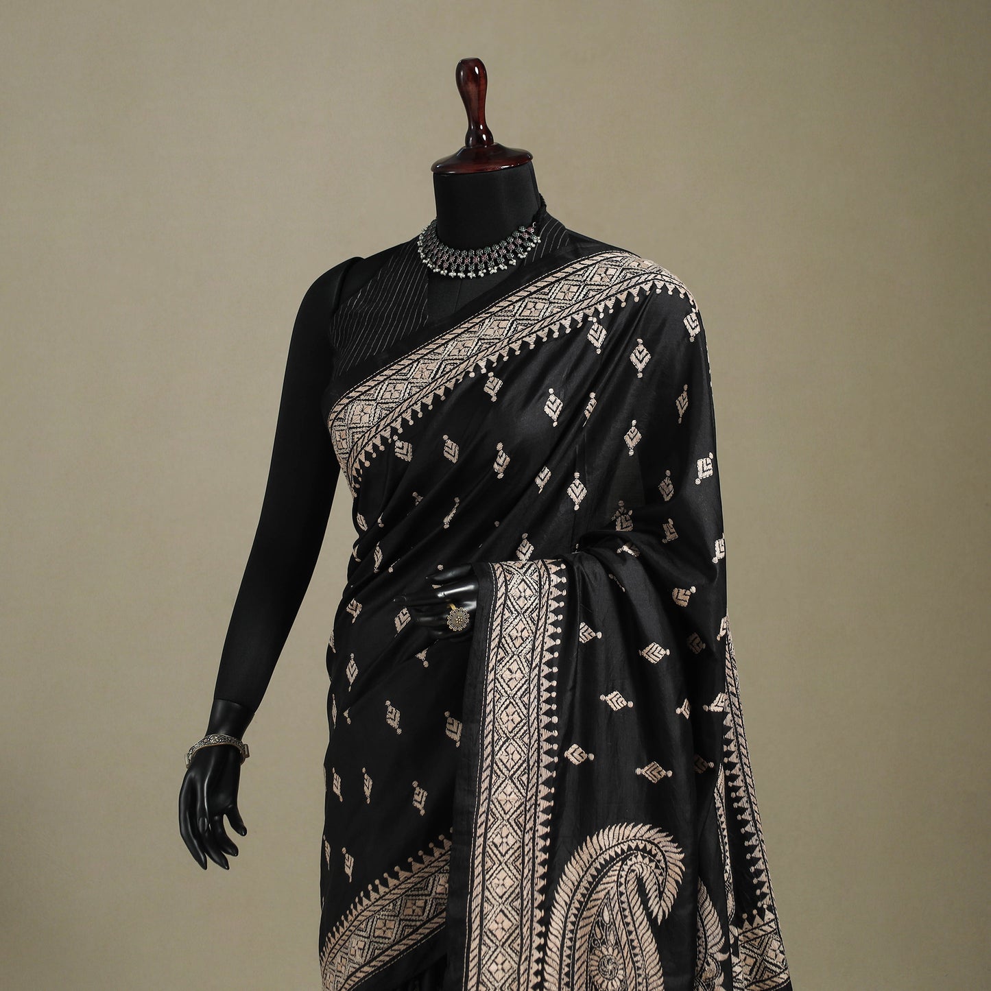 Black - hand embroidery bangalore silk handloom bengal