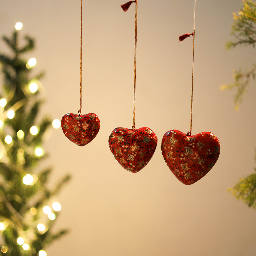 Heart - Kashmir Handpainted Christmas Ornament (Set of 3) 02