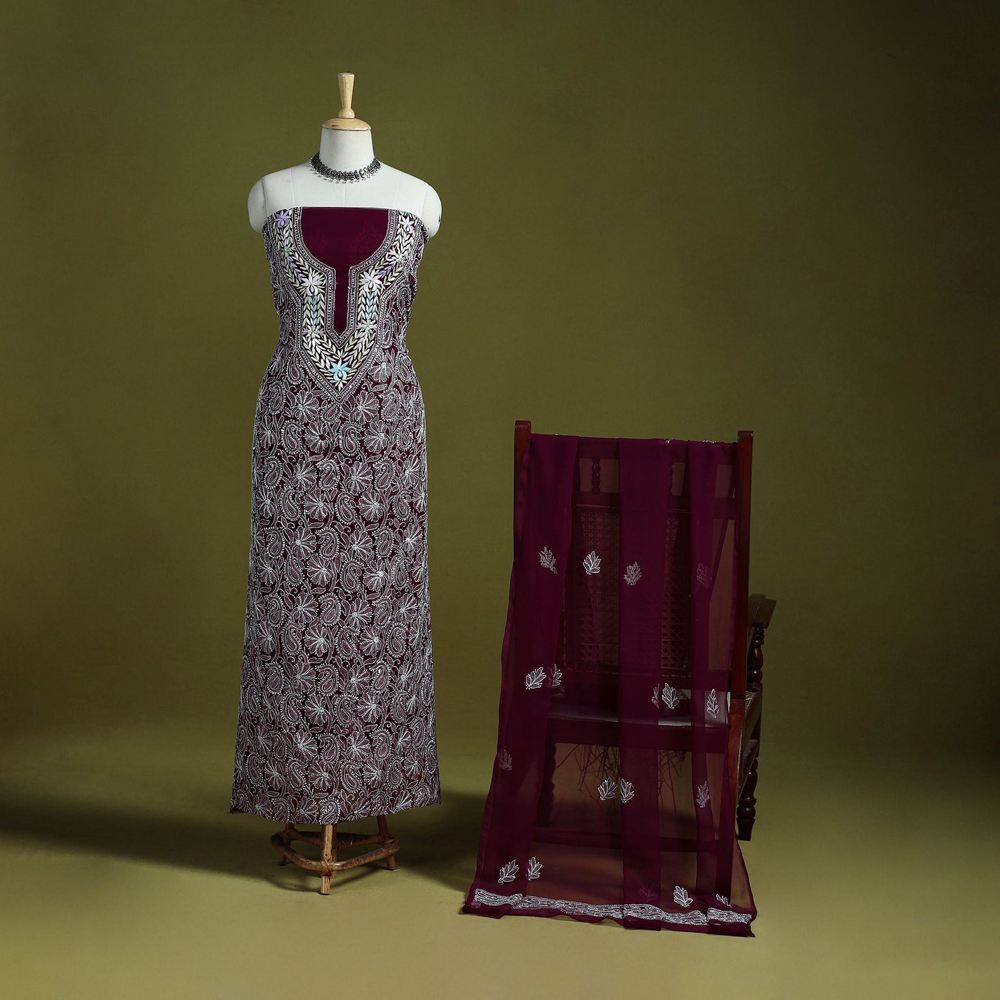 Lucknowi Hand Embroidered Chikankari Georgette 3pc Unstitched Dress Material 10