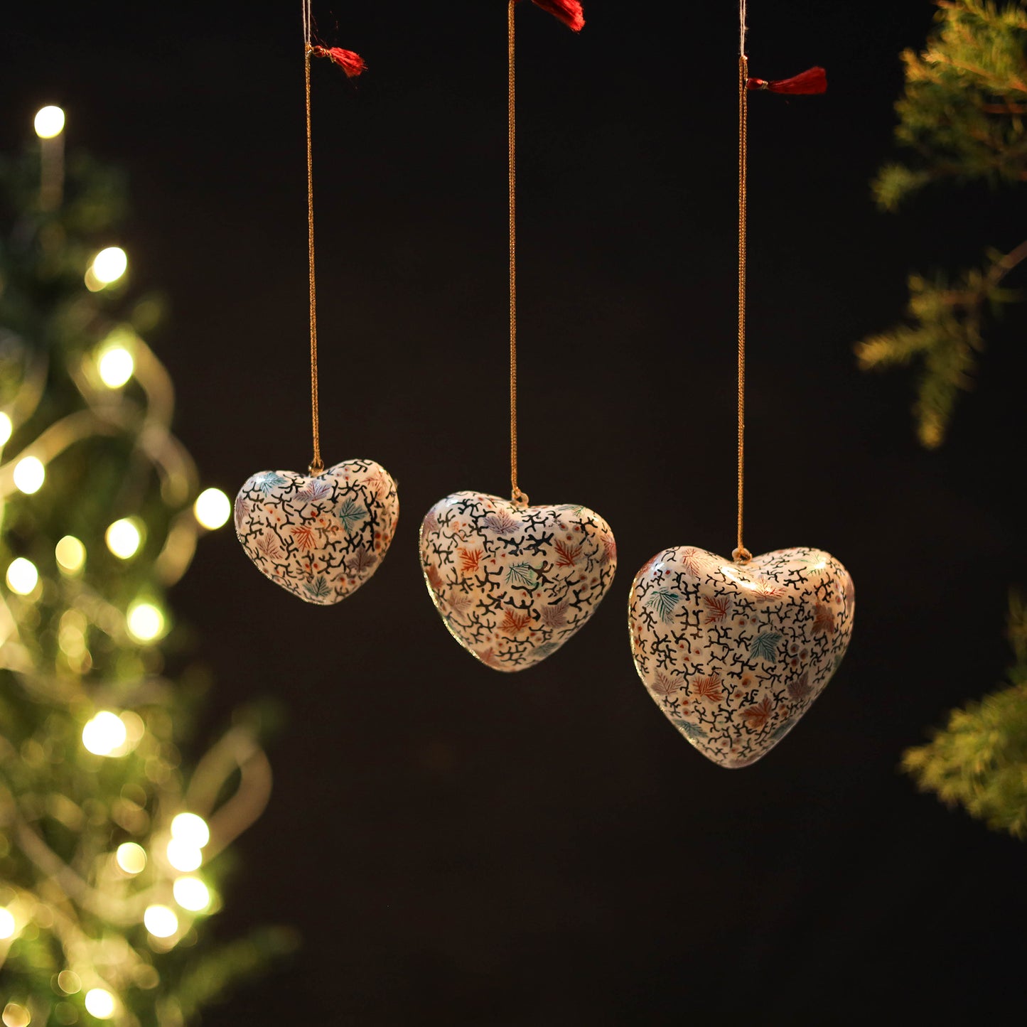 Heart - Kashmir Handpainted Christmas Ornament (Set of 3) 04