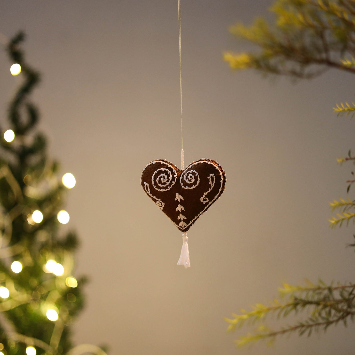 Gingerbread Hearts Felt Ornament - Handmade Christmas Decor 09