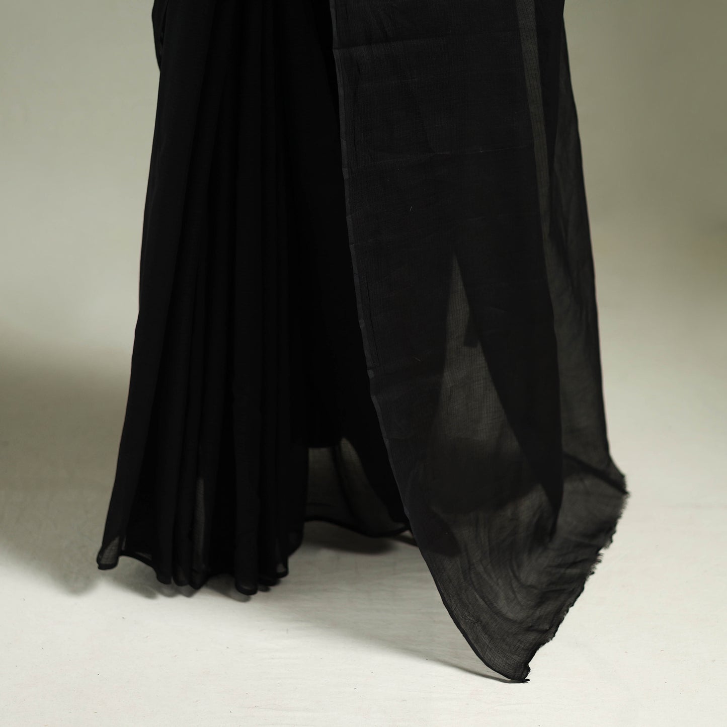 Black - Nazaakat Kota Doria Cotton Plain Saree with Blouse & Jewellery Set 38