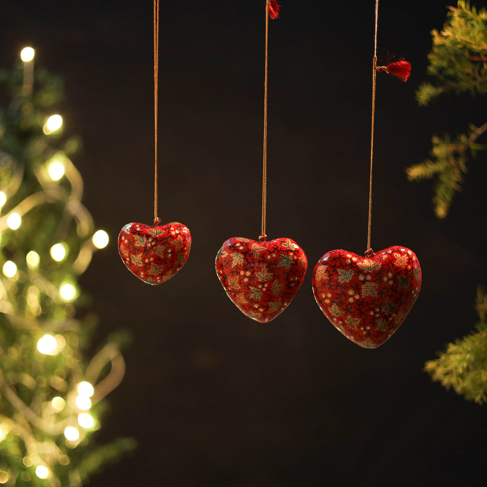 Heart - Kashmir Handpainted Christmas Ornament (Set of 3) 02