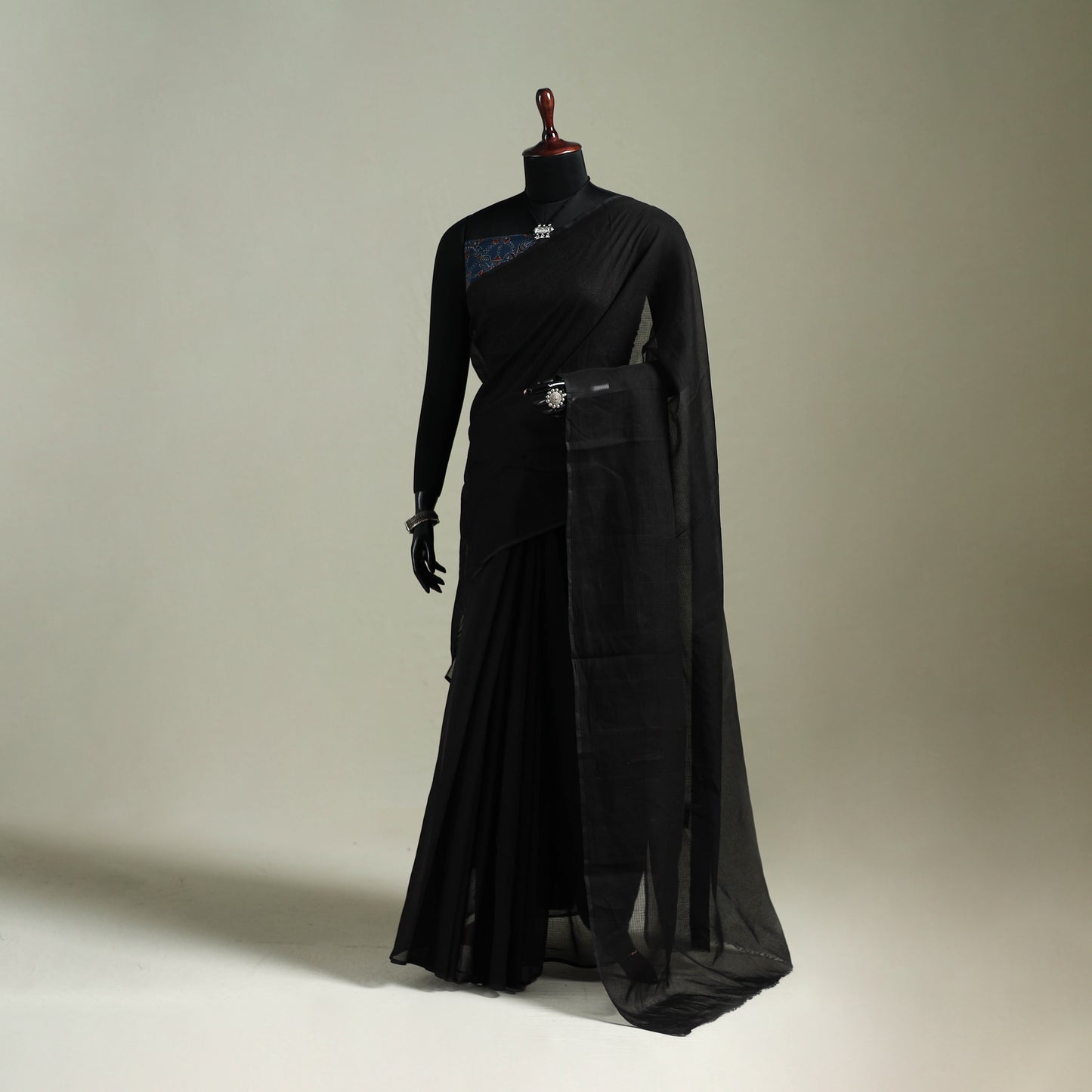 Black - Nazaakat Kota Doria Cotton Plain Saree with Blouse & Jewellery Set 40