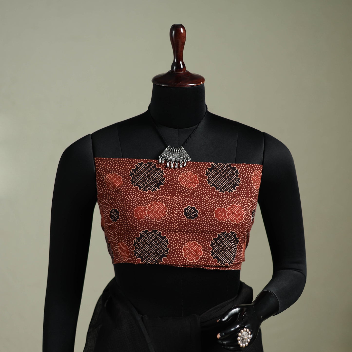 Black - Nazaakat Kota Doria Cotton Plain Saree with Blouse & Jewellery Set 43