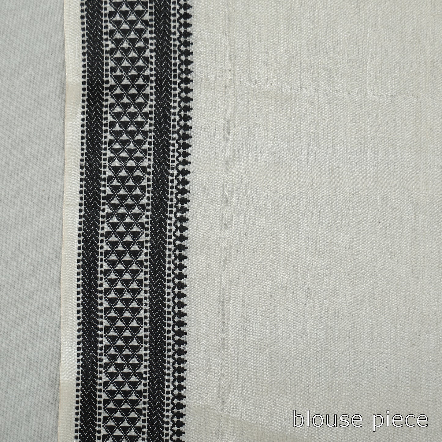 White - Traditional Vidarbha Tussar Silk Handloom Saree with Woven Border 42