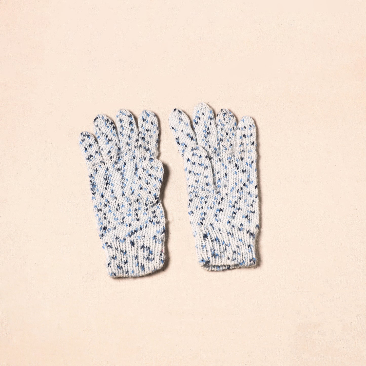 White Kumaun Hand Knitted Woollen Hand Gloves (Adult)