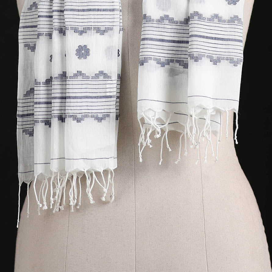 Phulia Jamdani Pure Handloom Cotton Stole with Tassels 12