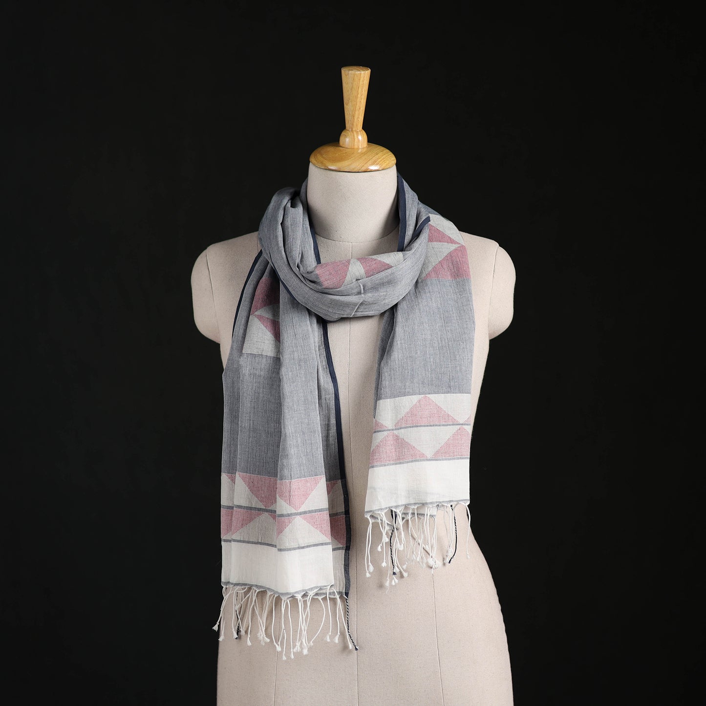 Phulia Jamdani Pure Handloom Cotton Stole with Tassels 21