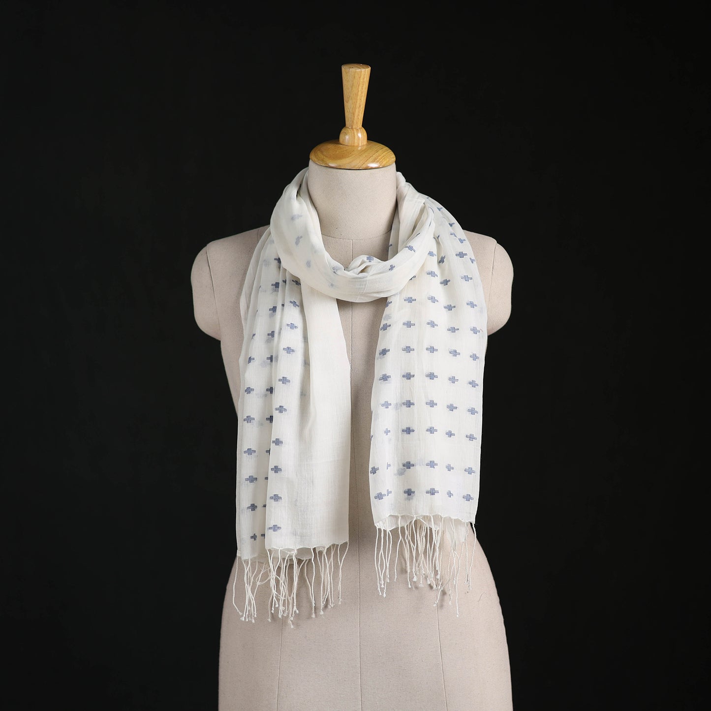 Phulia Jamdani Pure Handloom Cotton Stole with Tassels 26