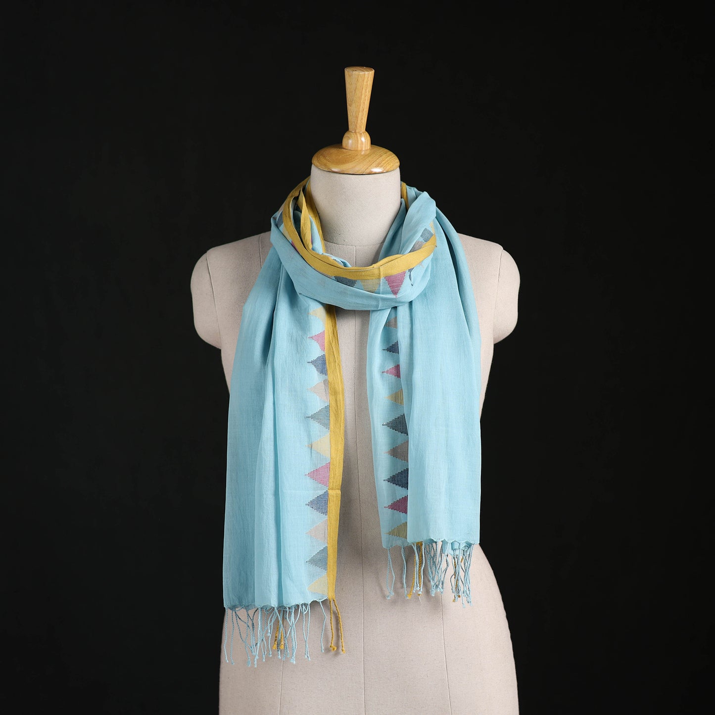 Phulia Jamdani Pure Handloom Cotton Stole with Tassels 28