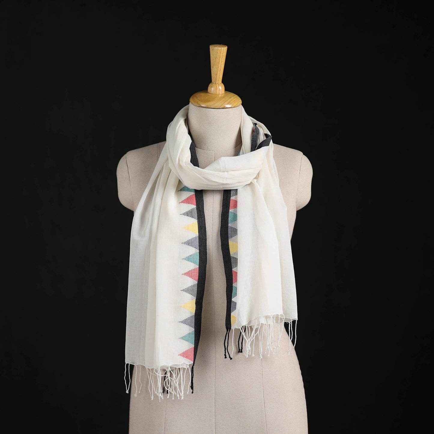 Phulia Jamdani Pure Handloom Cotton Stole with Tassels 35