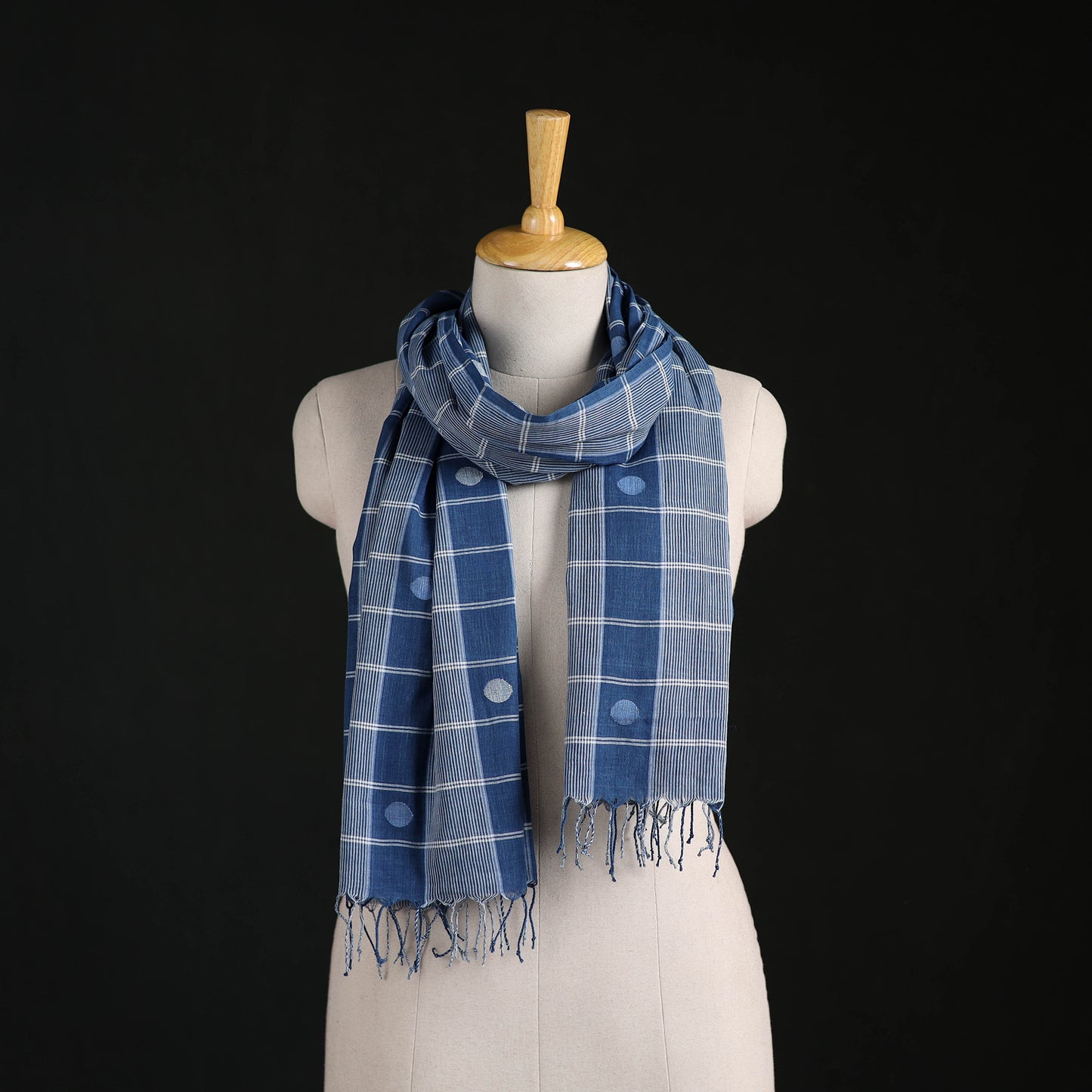 Phulia Jamdani Pure Handloom Cotton Stole with Tassels 36