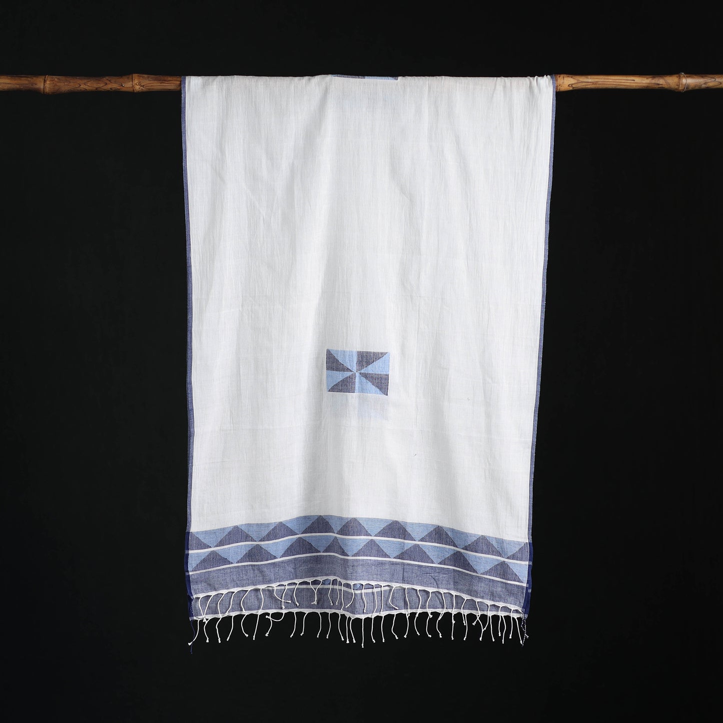 Phulia Jamdani Pure Handloom Cotton Stole with Tassels 20