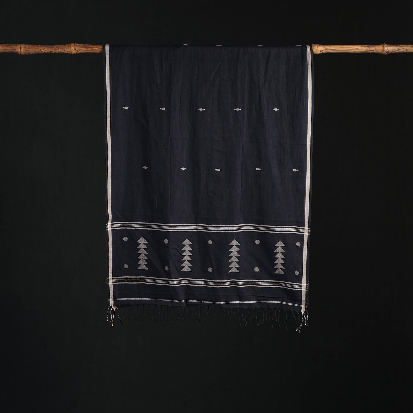 Phulia Jamdani Pure Handloom Cotton Stole with Tassels 06