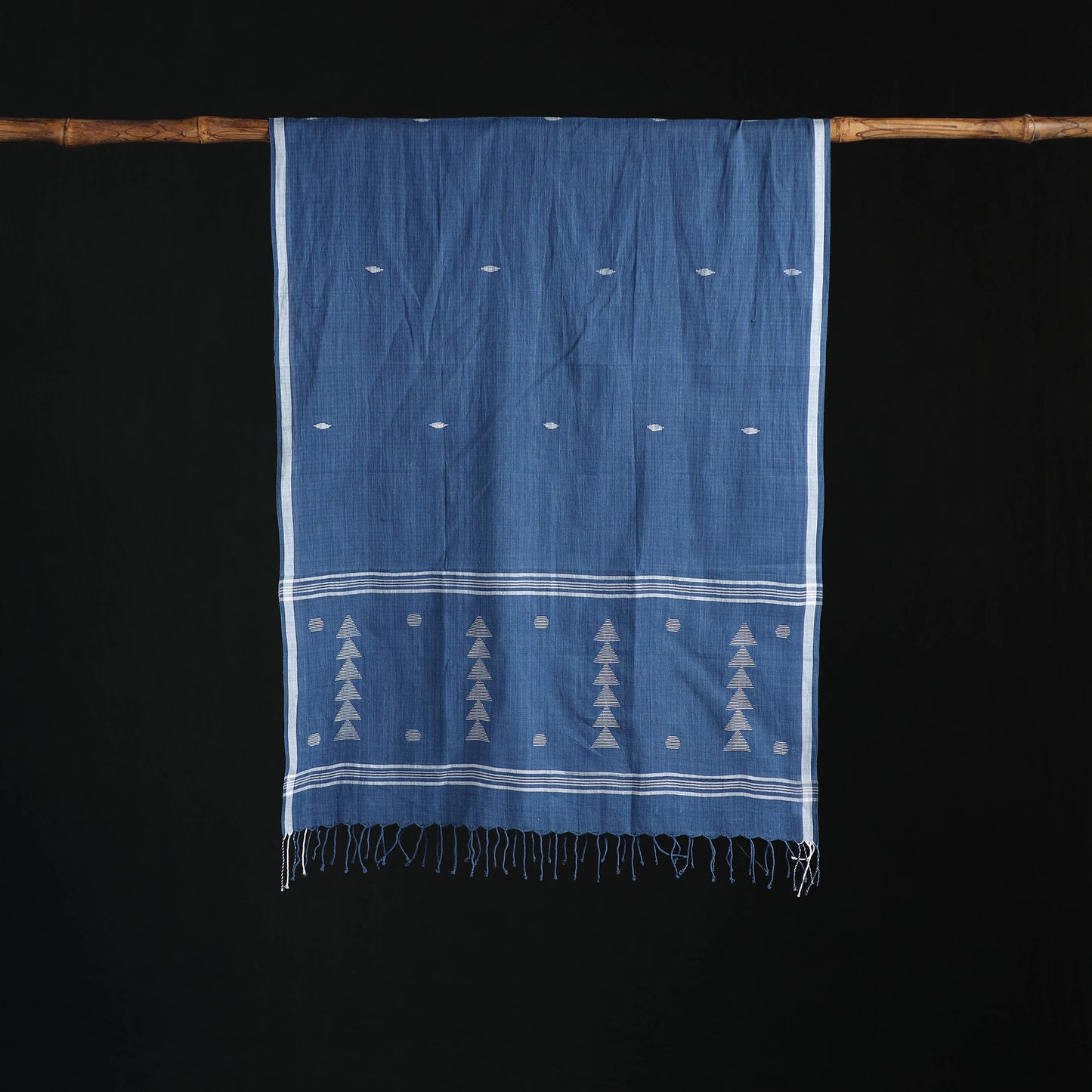 Phulia Jamdani Pure Handloom Cotton Stole with Tassels 04