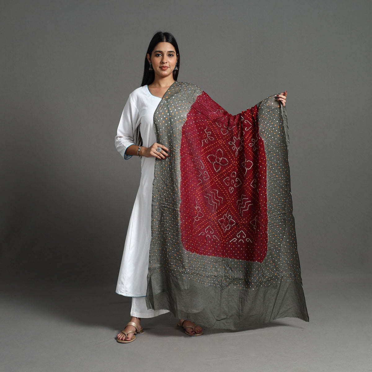 Kutch Tie-Dye Cotton Bandhani Dupatta 25