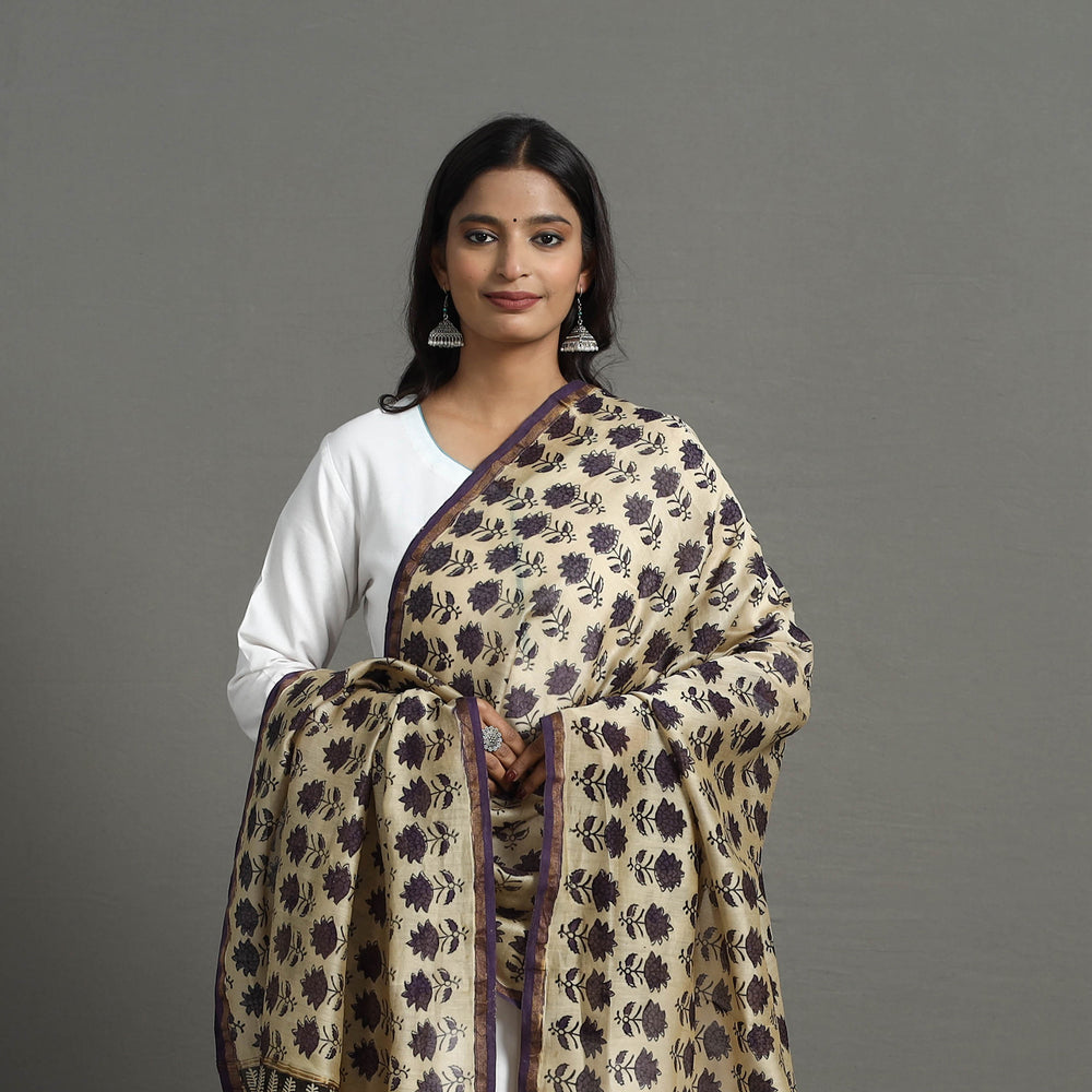 Beige - Chanderi Silk Bagru Print Dupatta with Zari Border 32