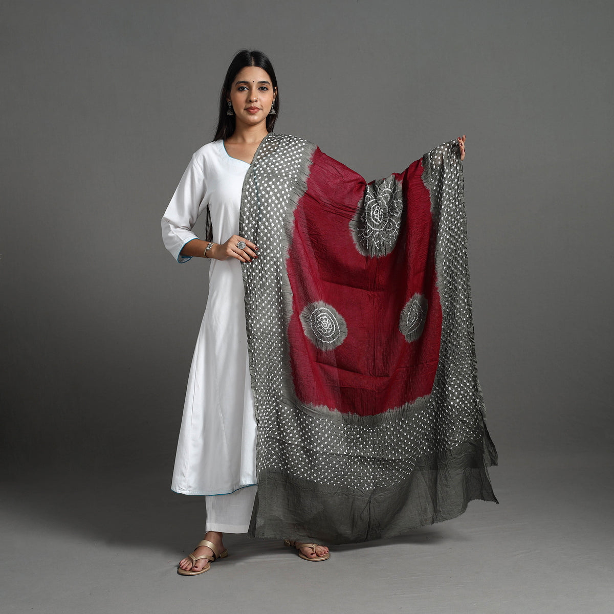 Kutch Tie-Dye Cotton Bandhani Dupatta 35