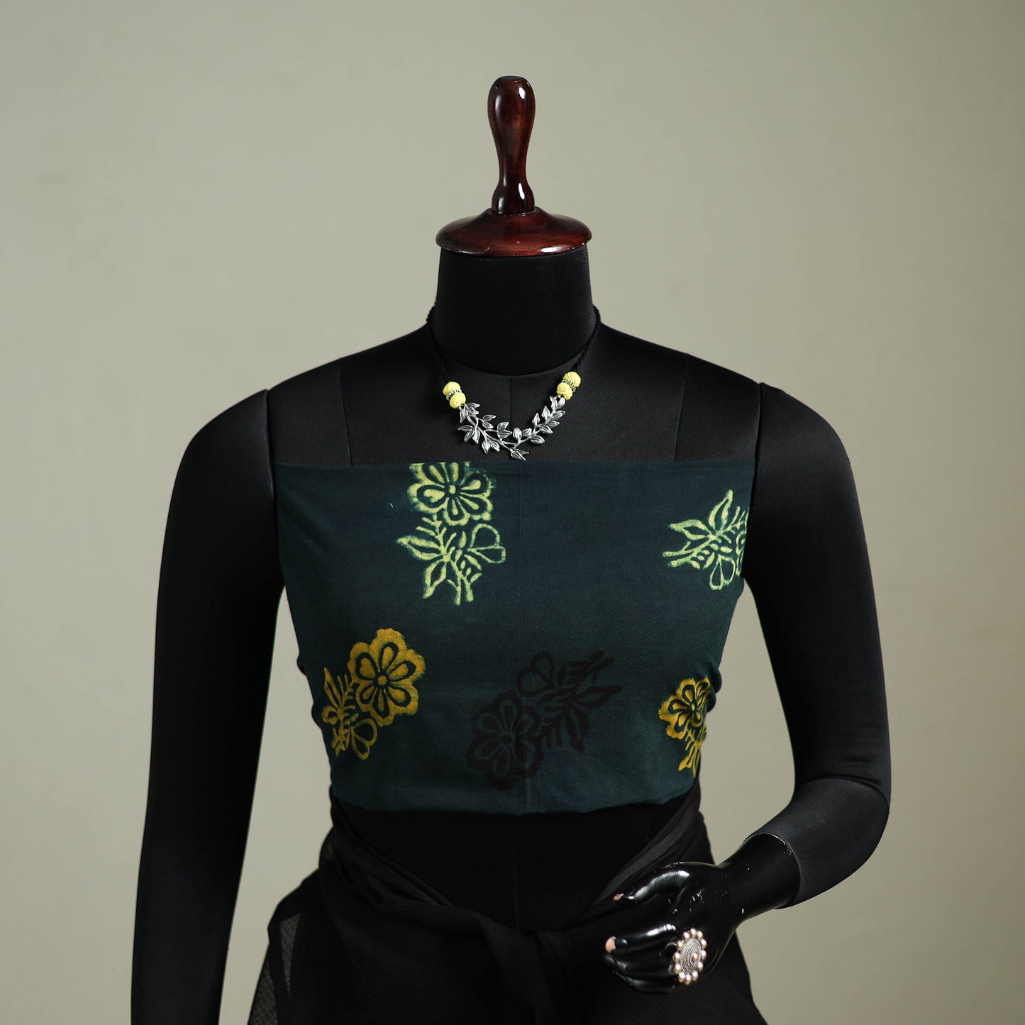 Black - Nazaakat Kota Doria Cotton Plain Saree with Blouse & Jewellery Set 130