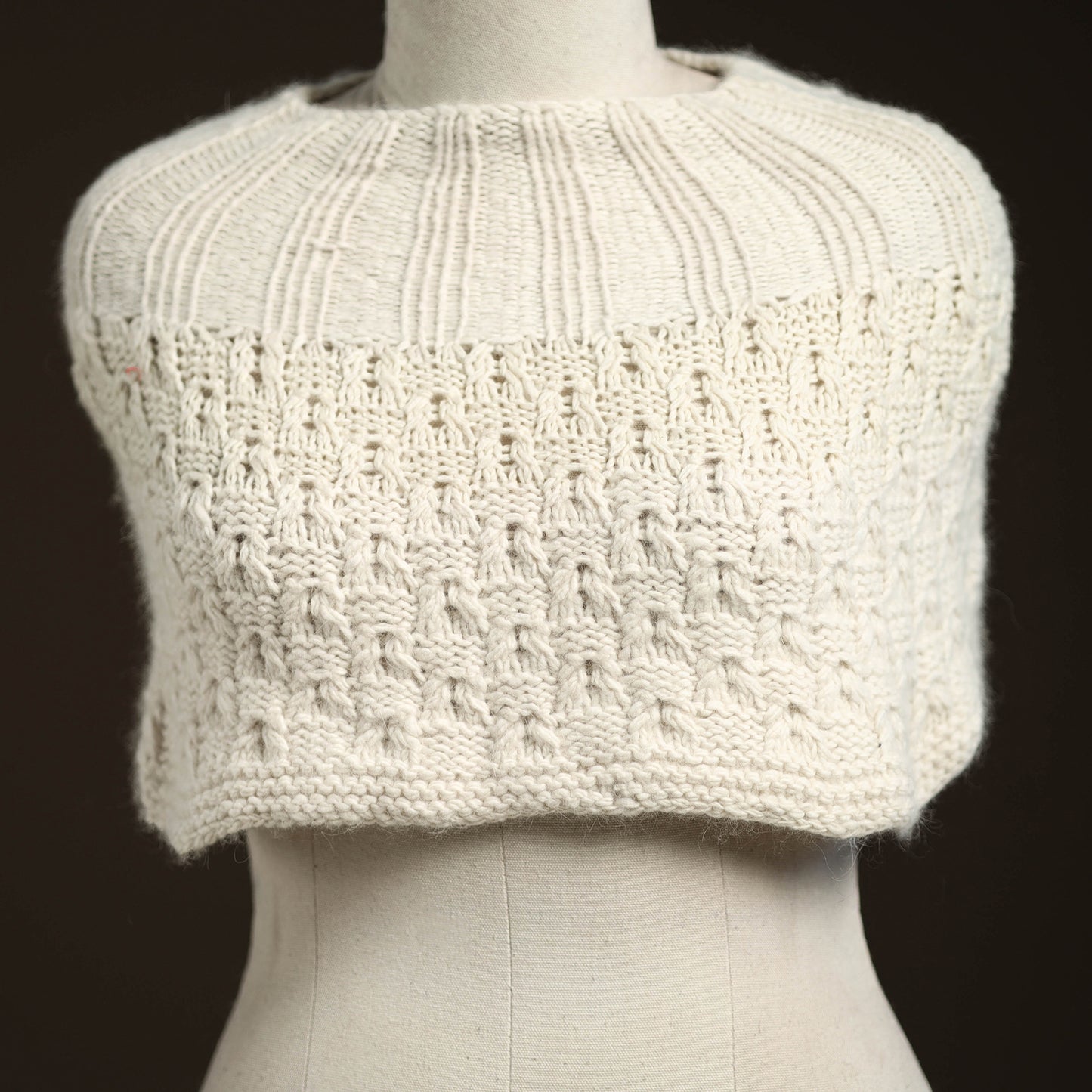 White - kullu karishma hand knitted merino wool neck warmer
