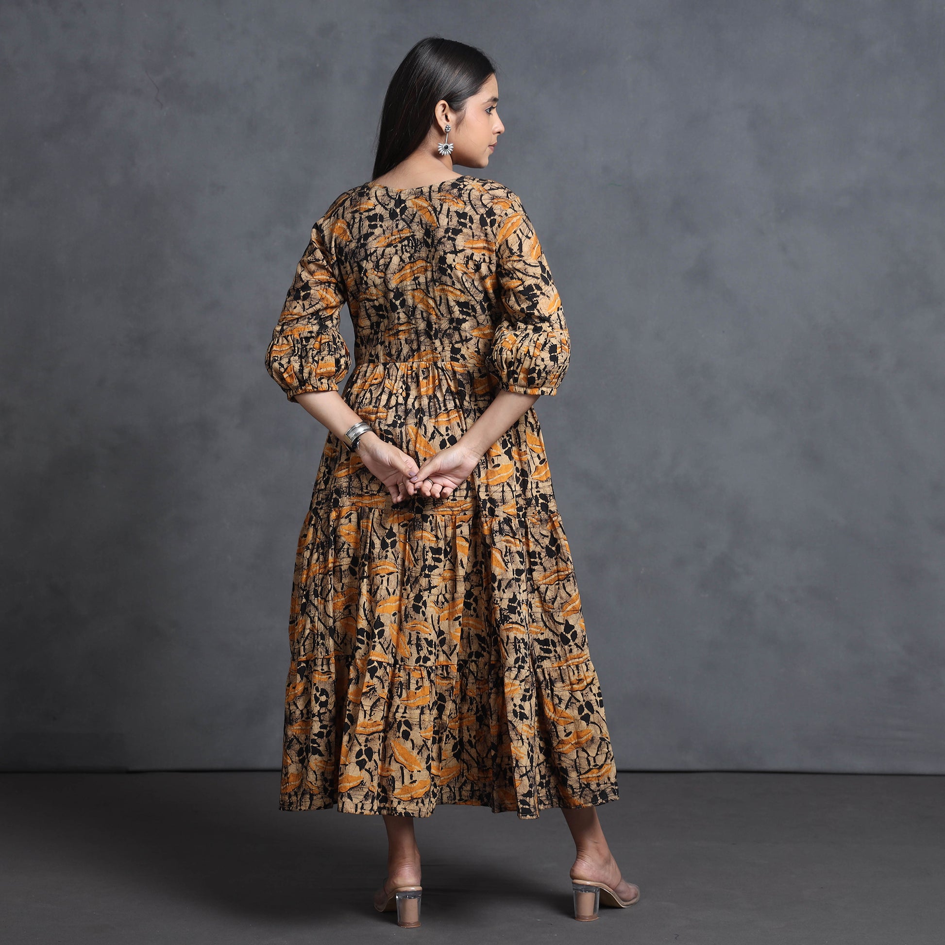 batik print dress

