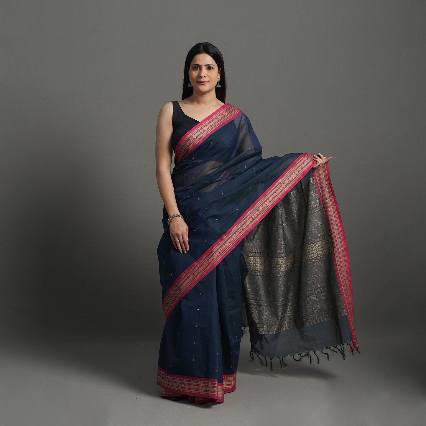 Blue - Handloom Cotton Thread Border Kanchipuram Saree 04