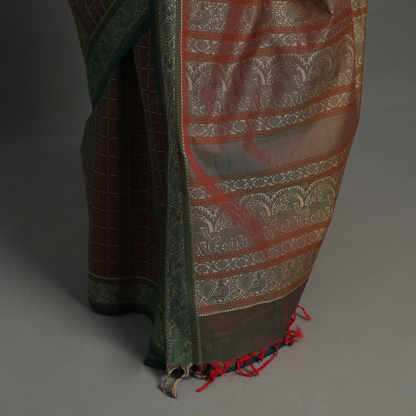 Maroon - Handloom Cotton Thread Border Kanchipuram Saree 08