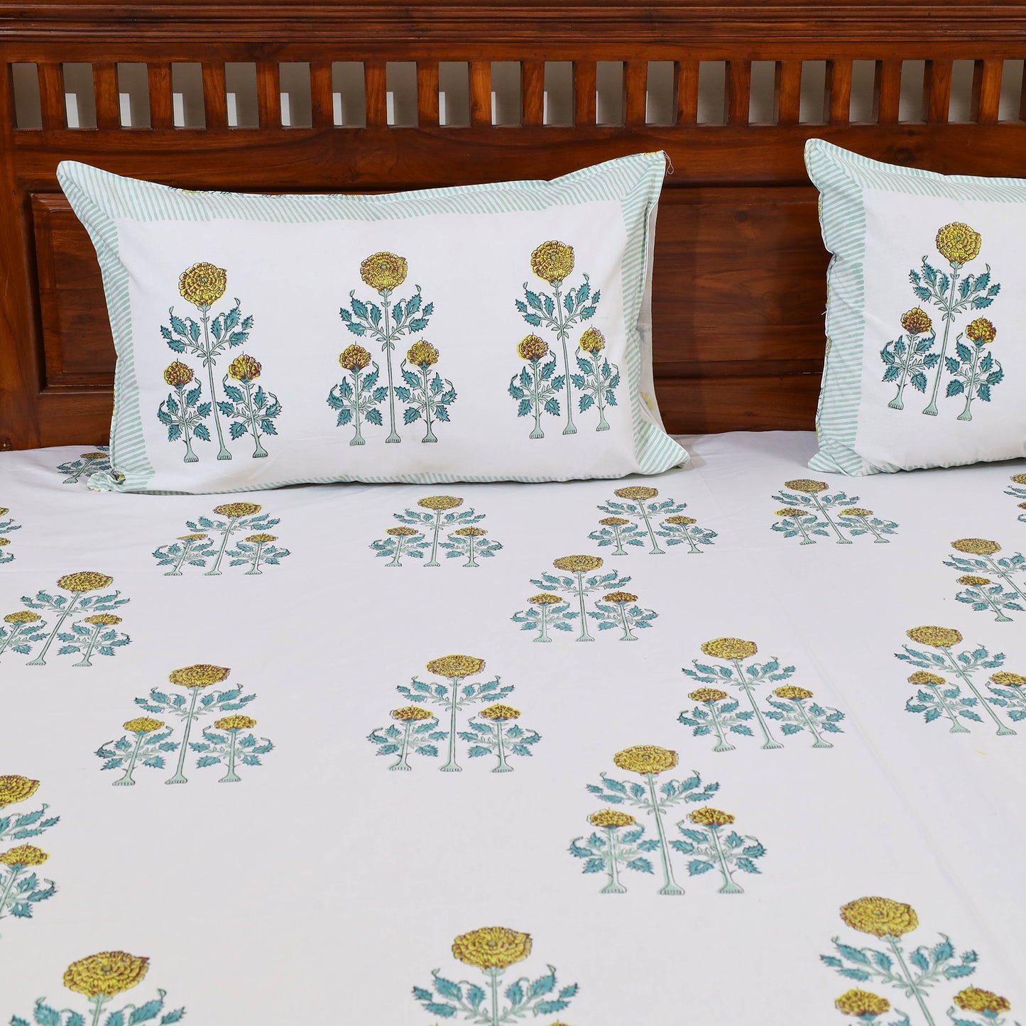 Sanganeri Double Bed Cover set