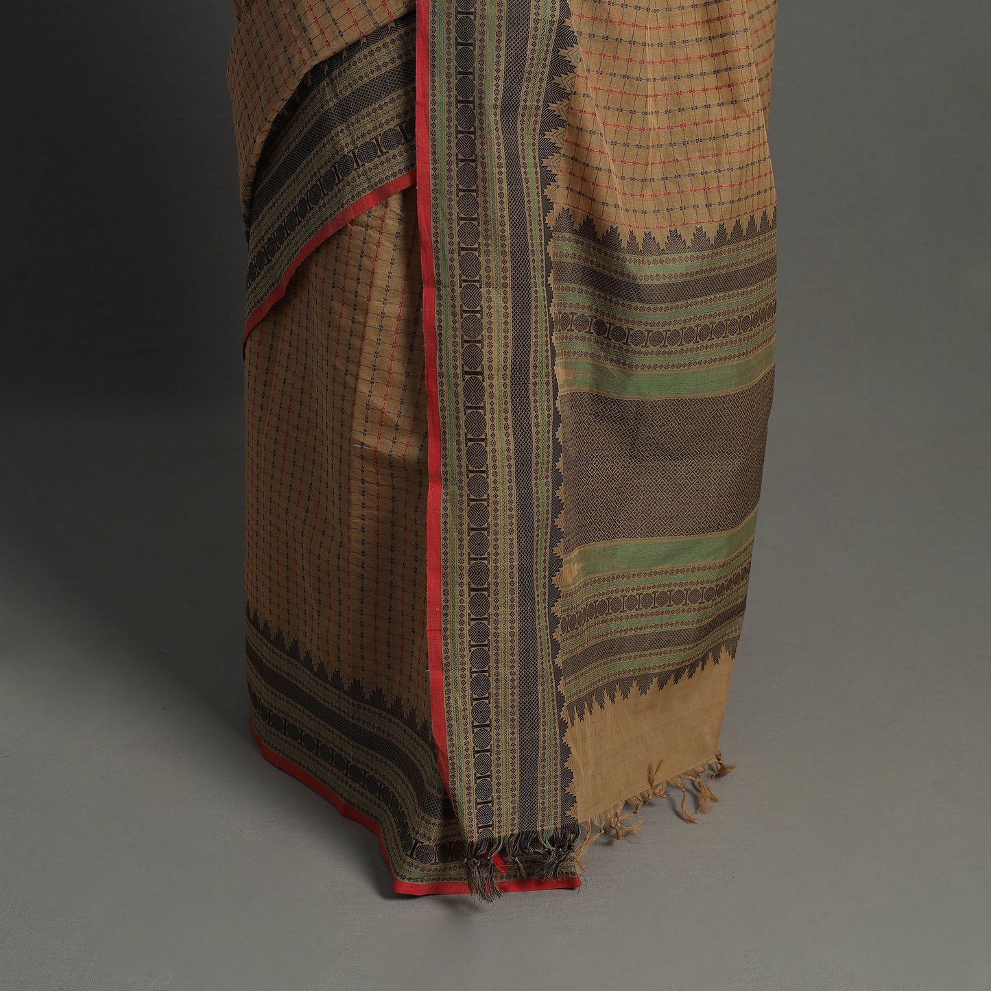 Brown - Handloom Cotton Thread Border Kanchipuram Saree 25