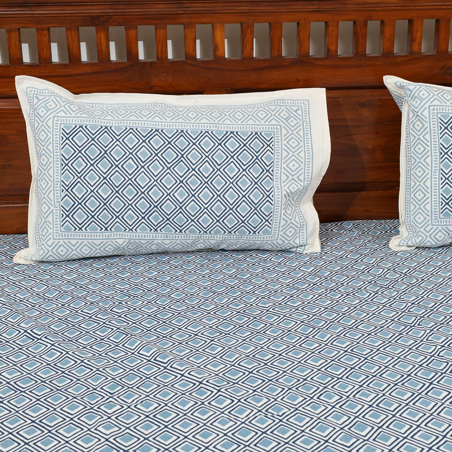 Sanganeri Double Bed Cover set