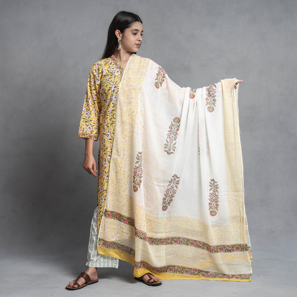 Sanganeri Kurta with Palazzo & Dupatta Set
