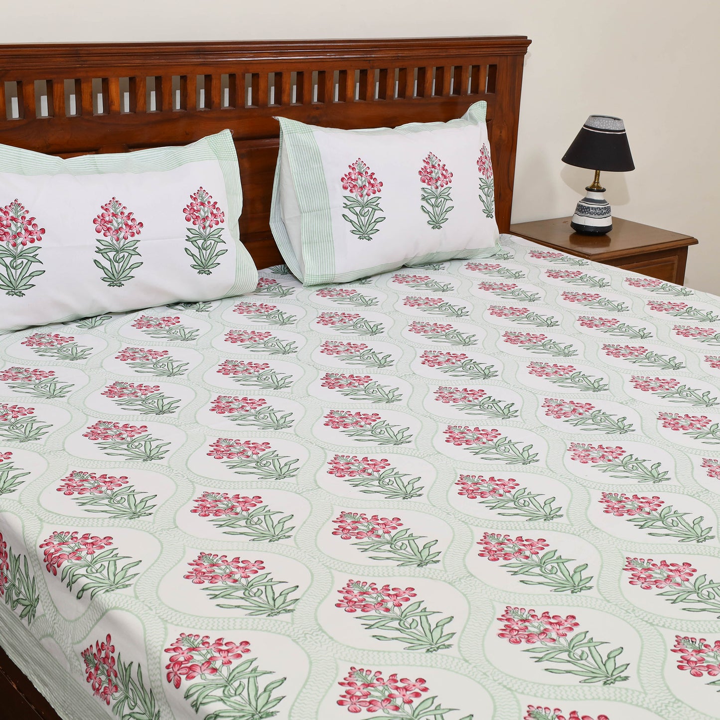 Sanganeri Double Bed Cover set