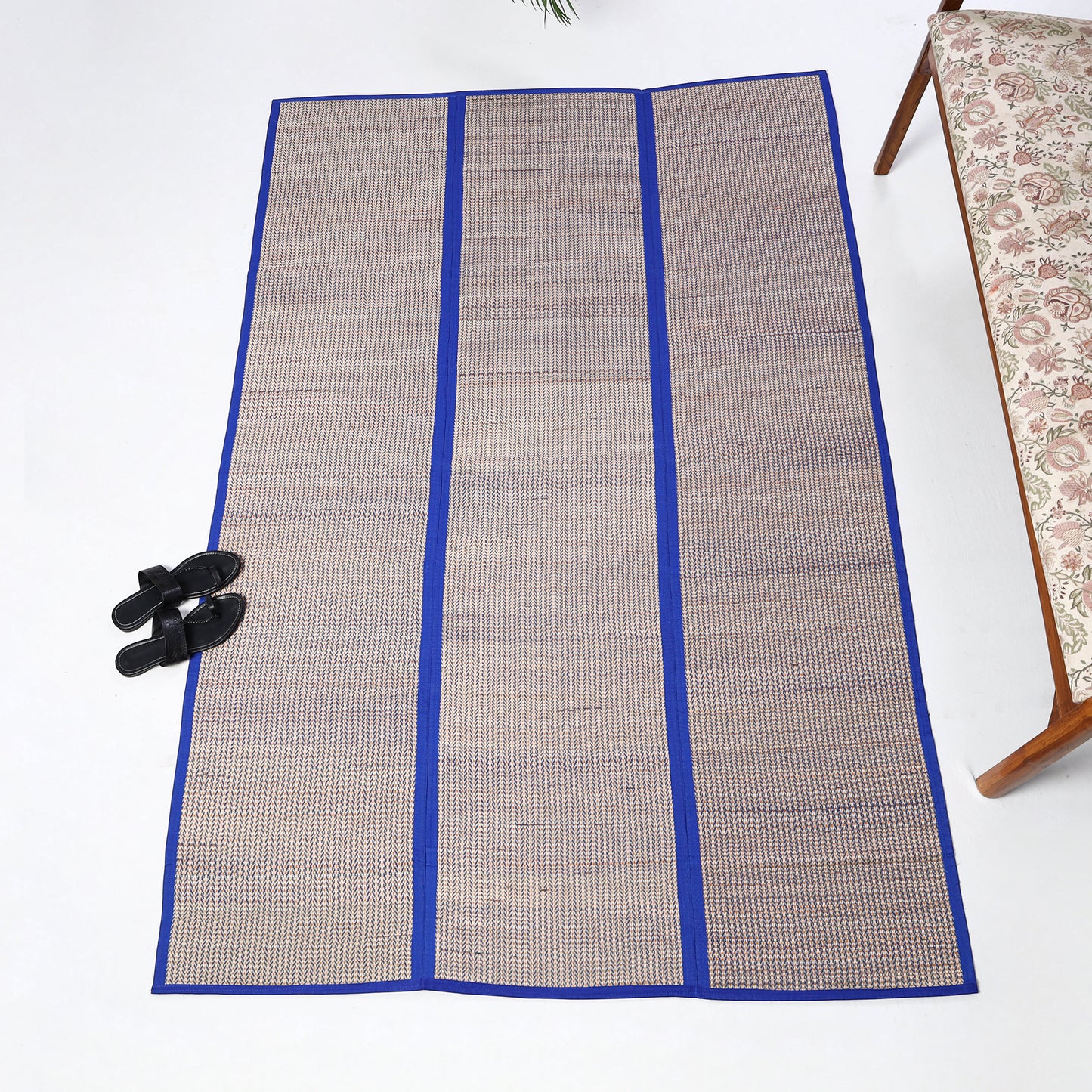 Madur Grass 3 Fold Floor Mat of Midnapore (80 x 53 in)