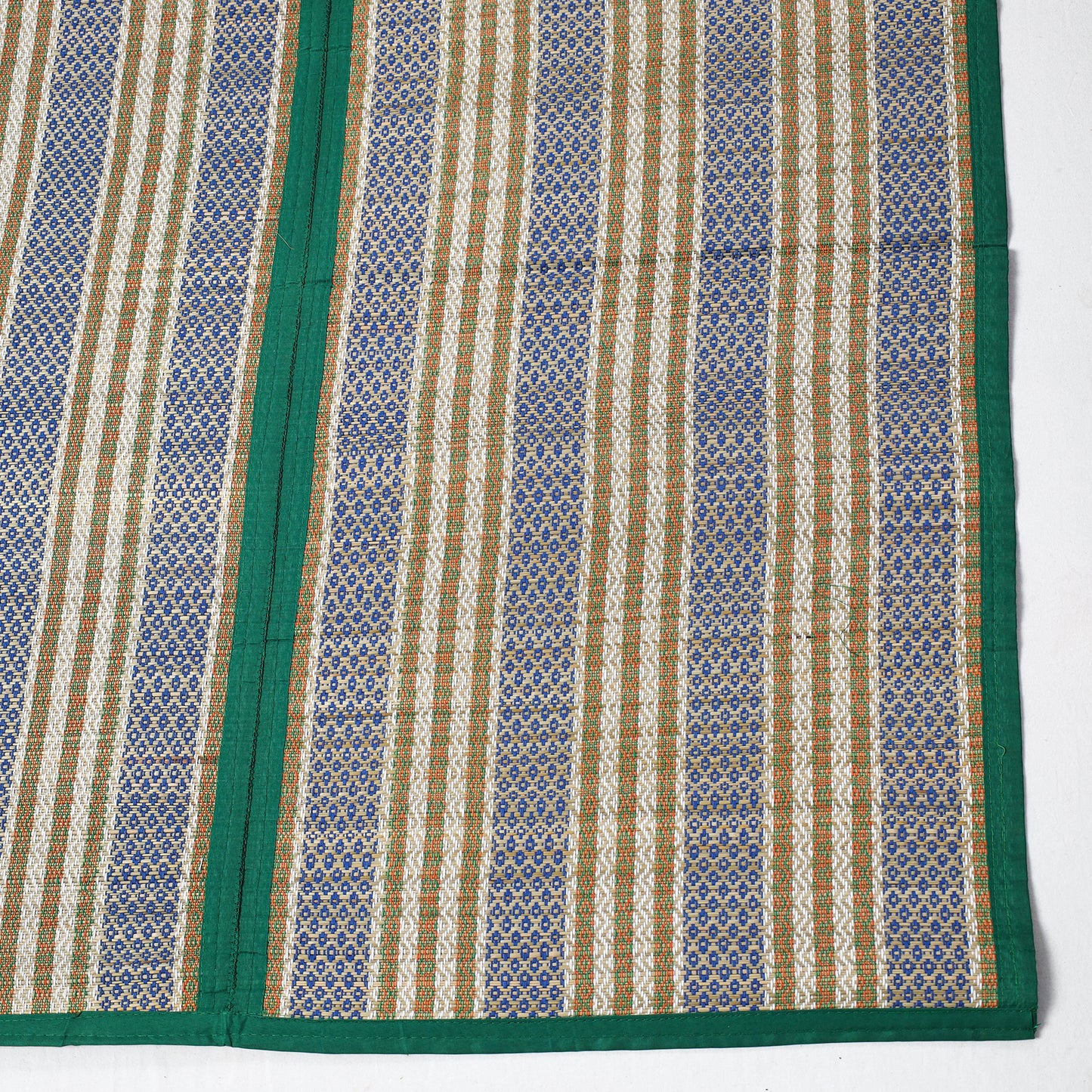 Madur Grass 3 Fold Floor Mat of Midnapore (78 x 53 in)