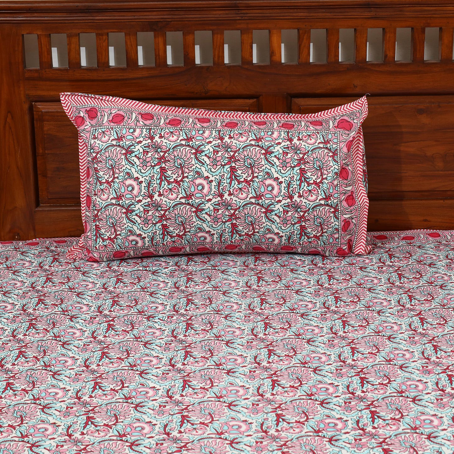 Sanganeri Double Bed Cover set