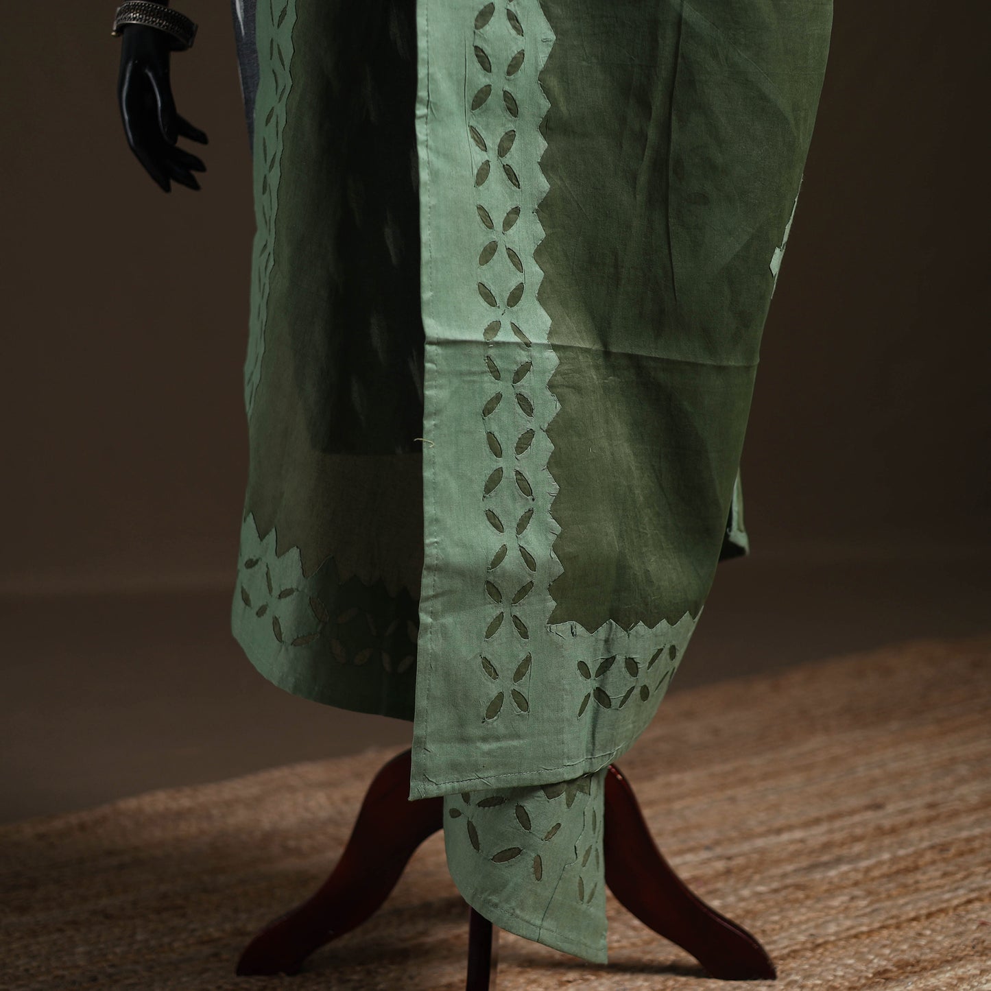 Green - Pure Cotton Barmer Cutwork Applique Dupatta 44