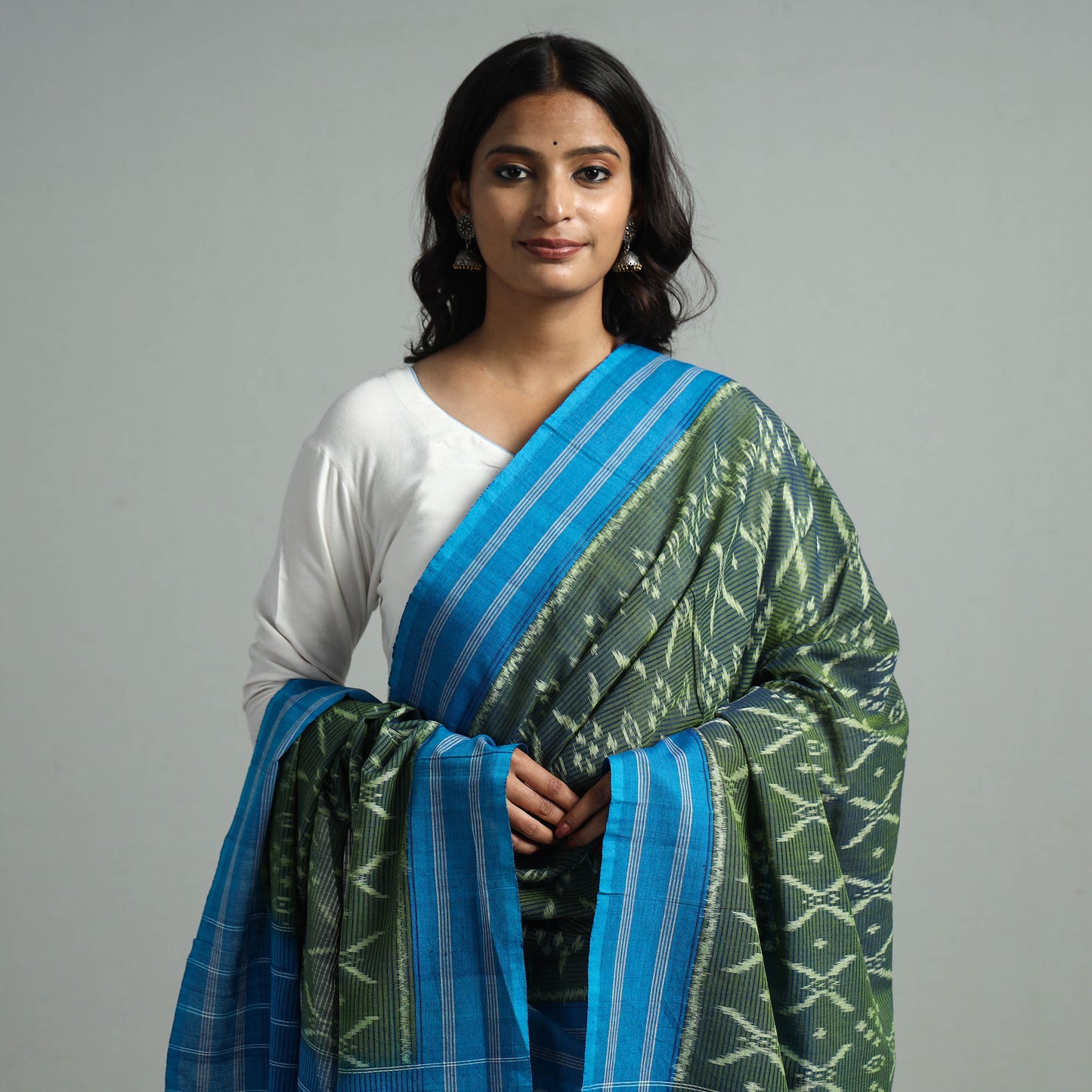 Green - Pochampally Missing Ikat Weave Cotton Handloom Dupatta 04