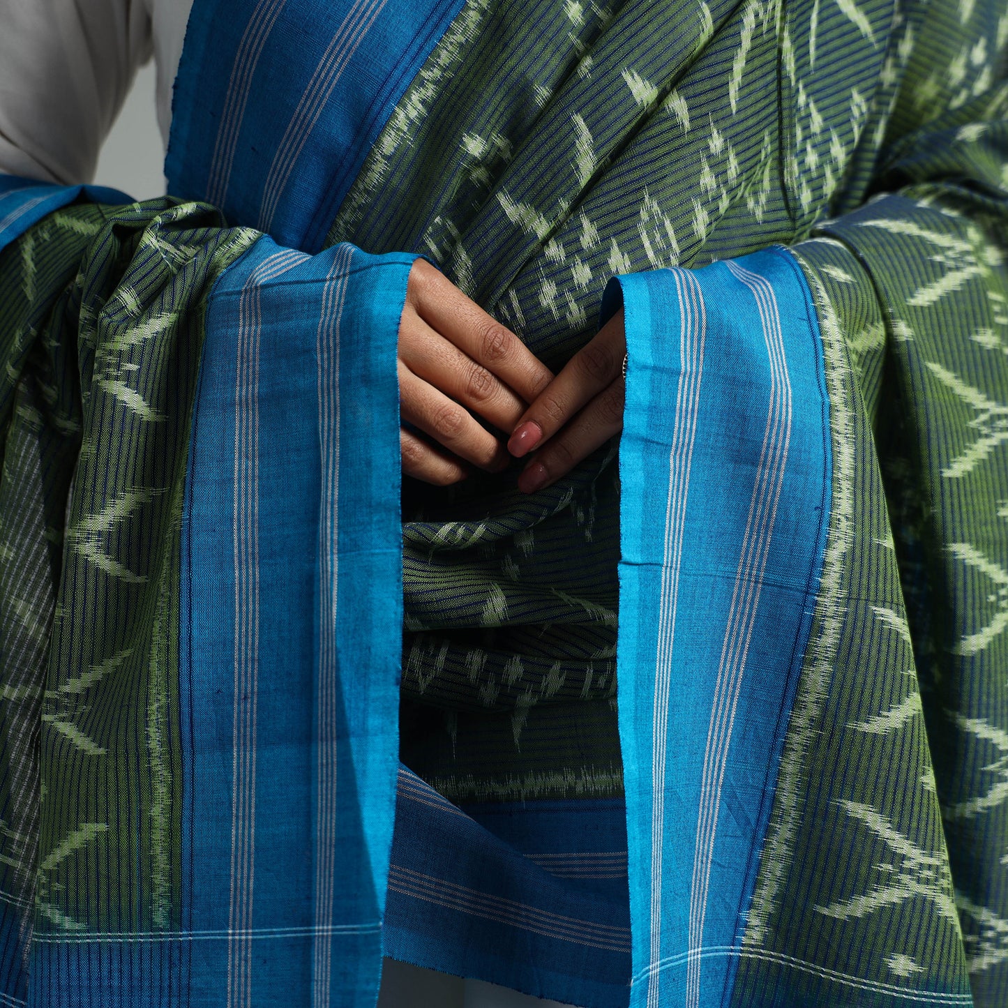 Green - Pochampally Missing Ikat Weave Cotton Handloom Dupatta 04