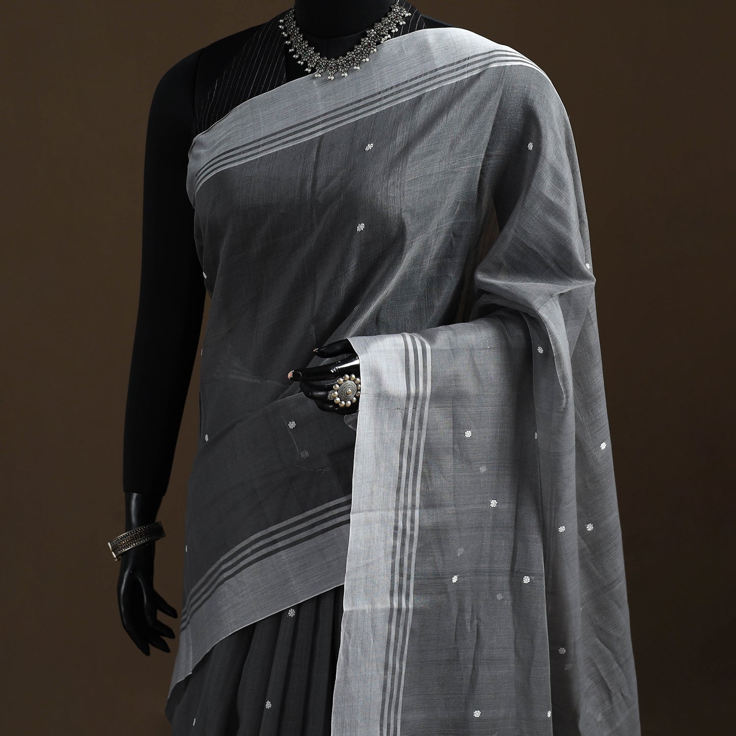 Grey - Pure Handloom Cotton Thread Buti Chanderi Saree 05