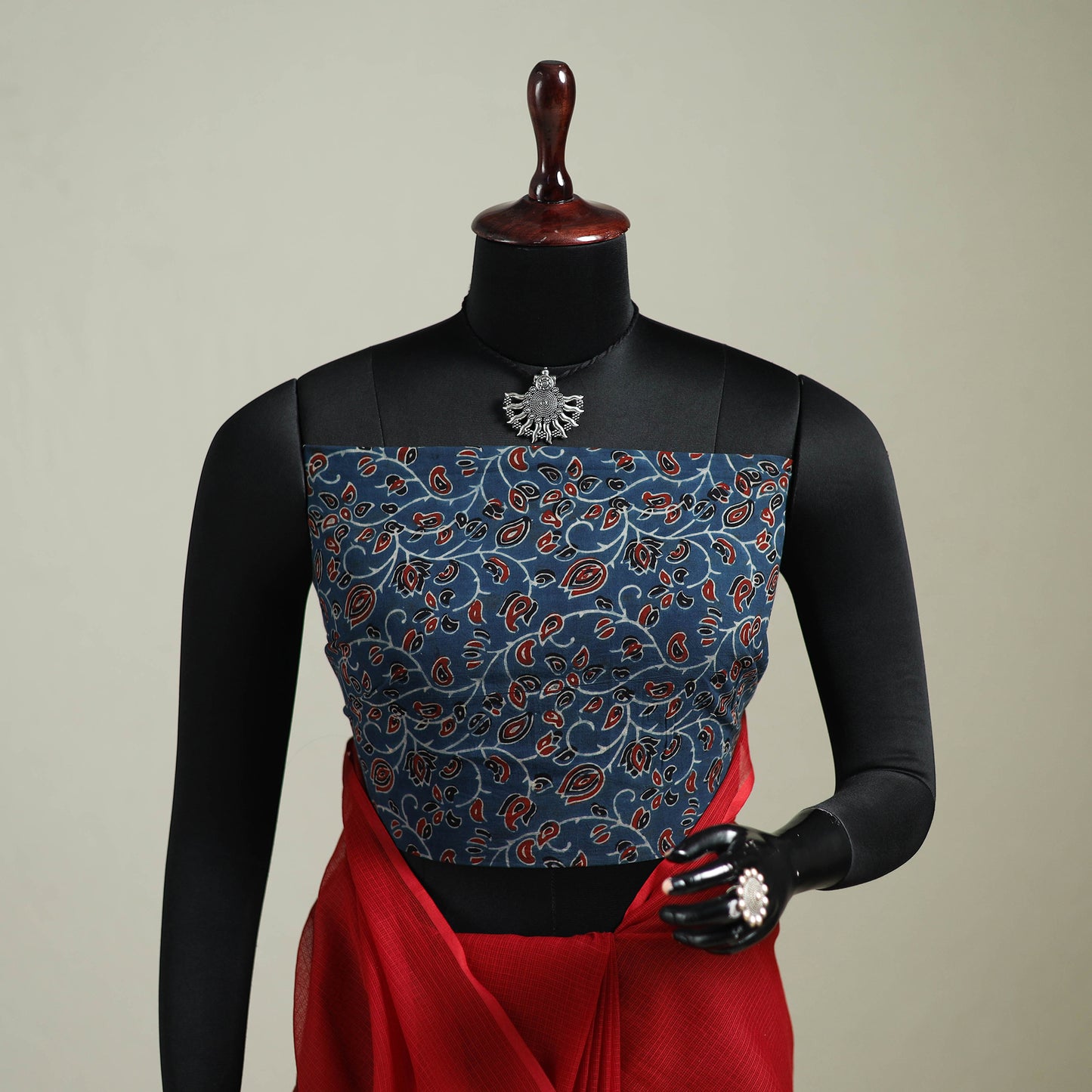 Red - Nazaakat Kota Doria Cotton Plain Saree with Blouse & Jewellery Set 150