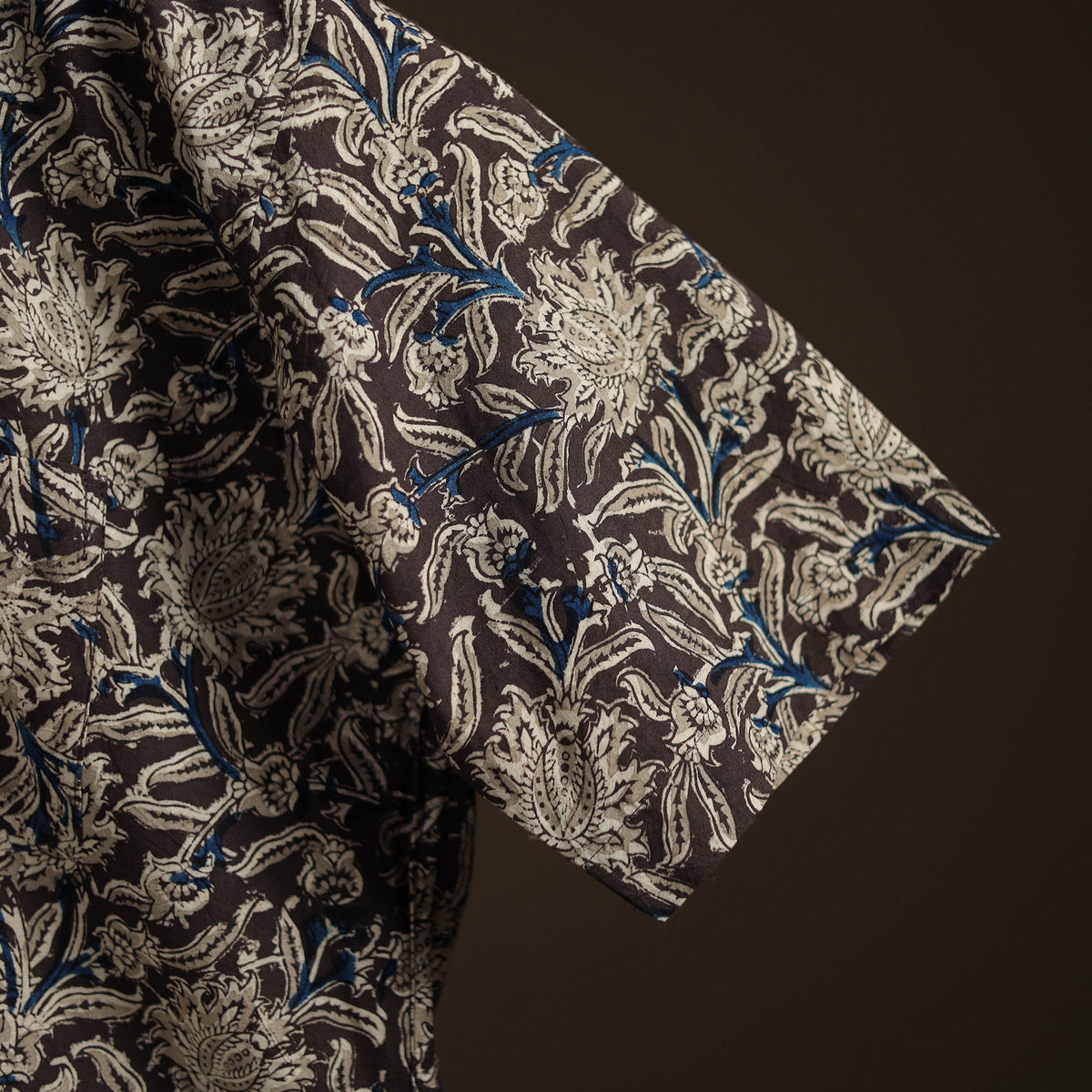 Men Half Sleeve Pedana Kalamkari Block Print Cotton Shirt 03