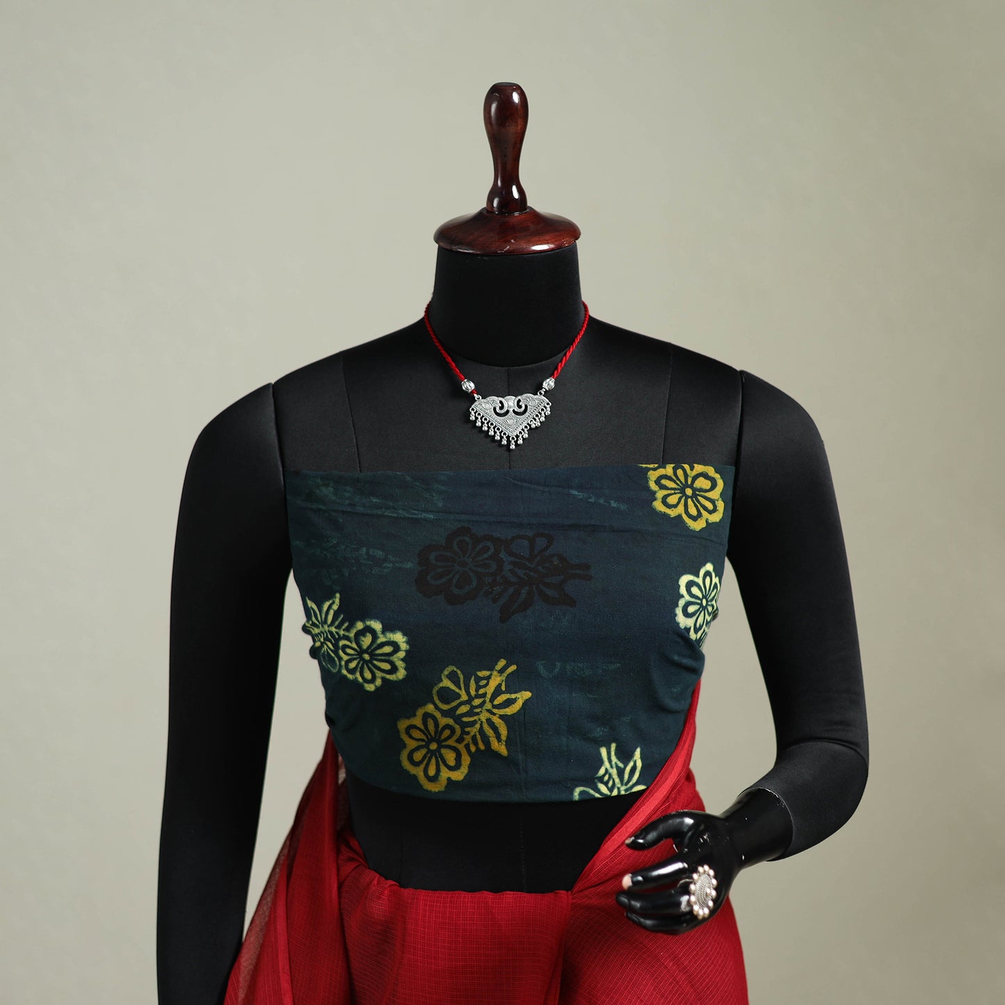 Red - Nazaakat Kota Doria Cotton Plain Saree with Blouse & Jewellery Set 155