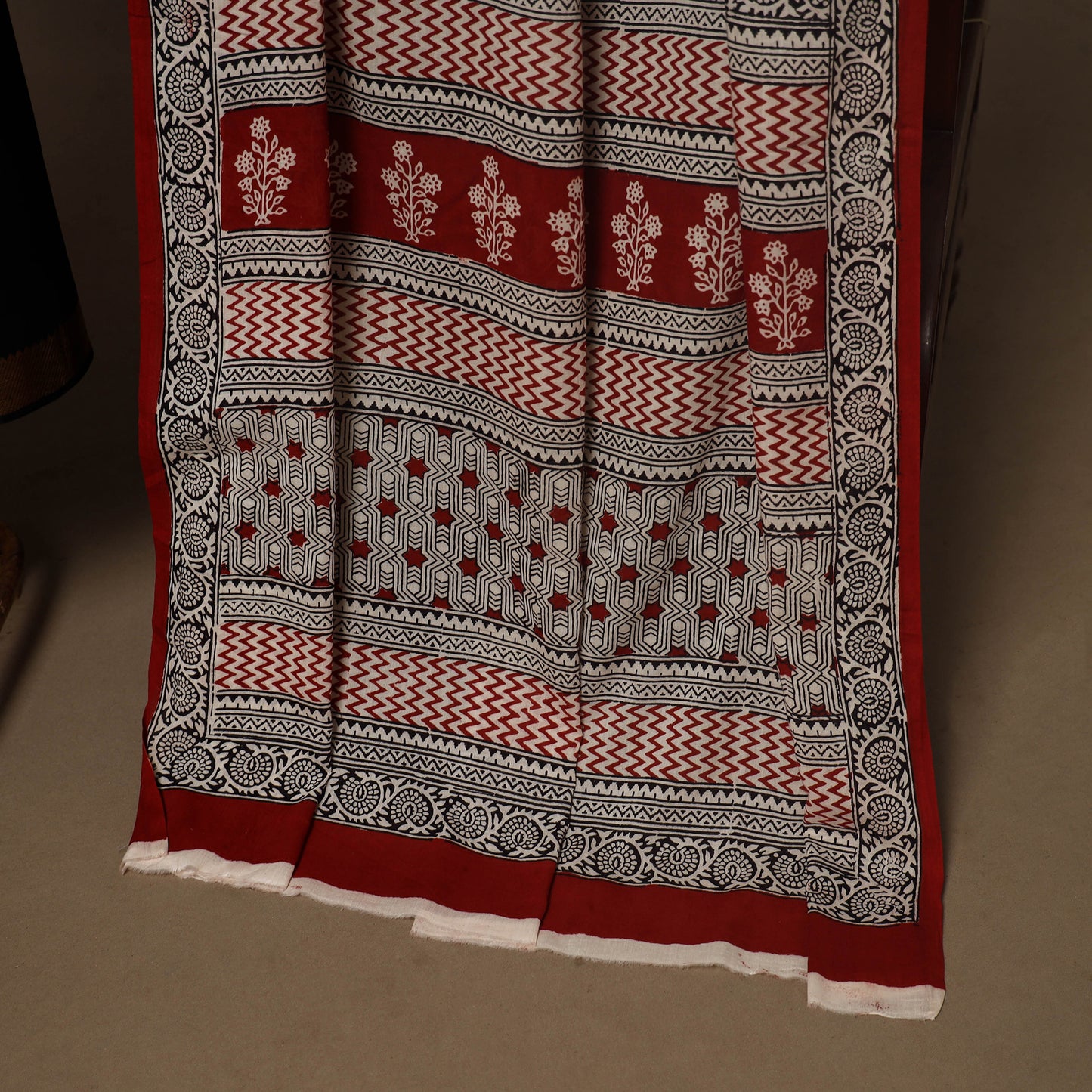 Black - 2pc handloom cotton unstitched mangalagiri dress