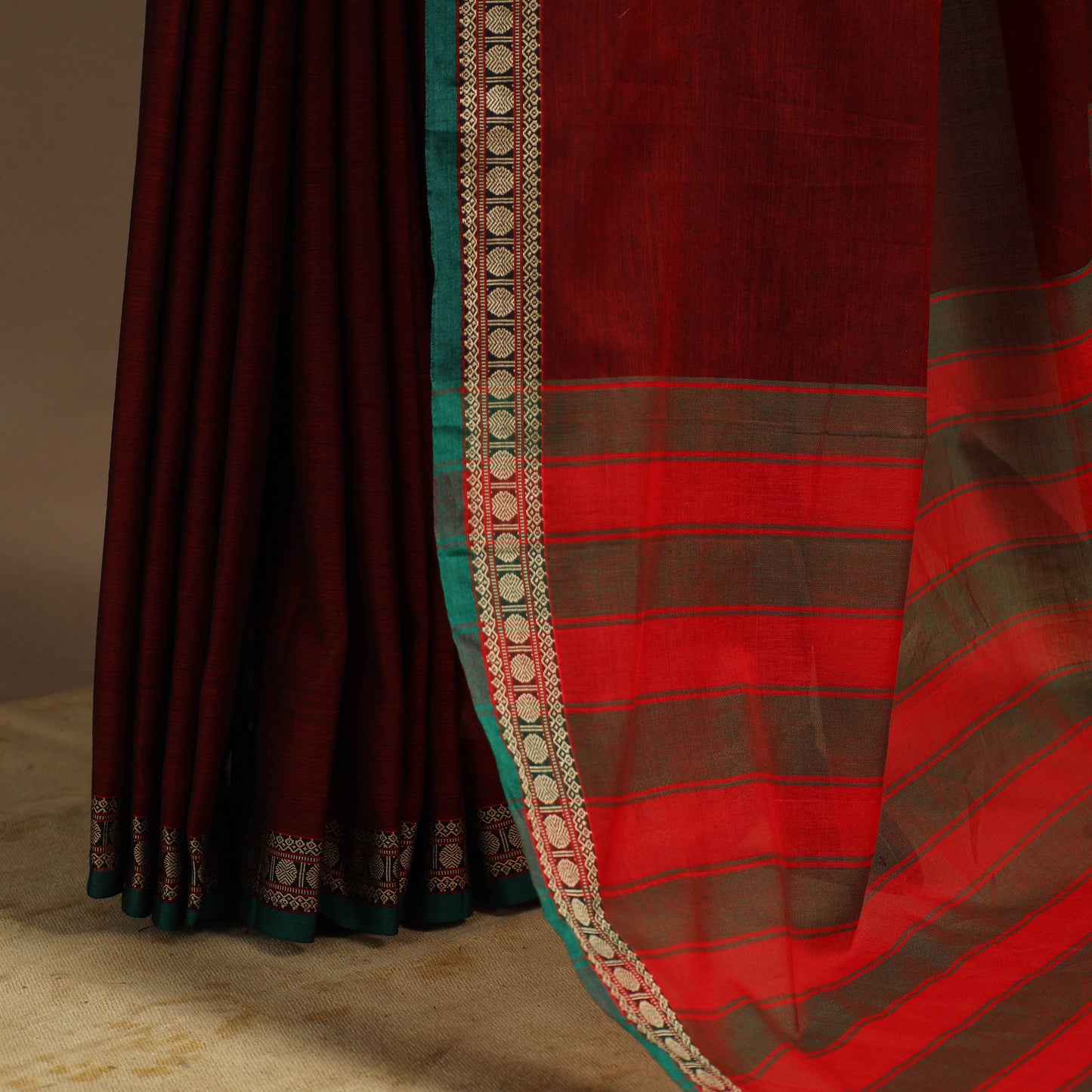 Maroon - cotton plain saree with thread border 03